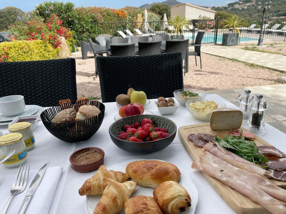 Hotel & Restaurant Les Bergeries D'阿拉塔 外观 照片